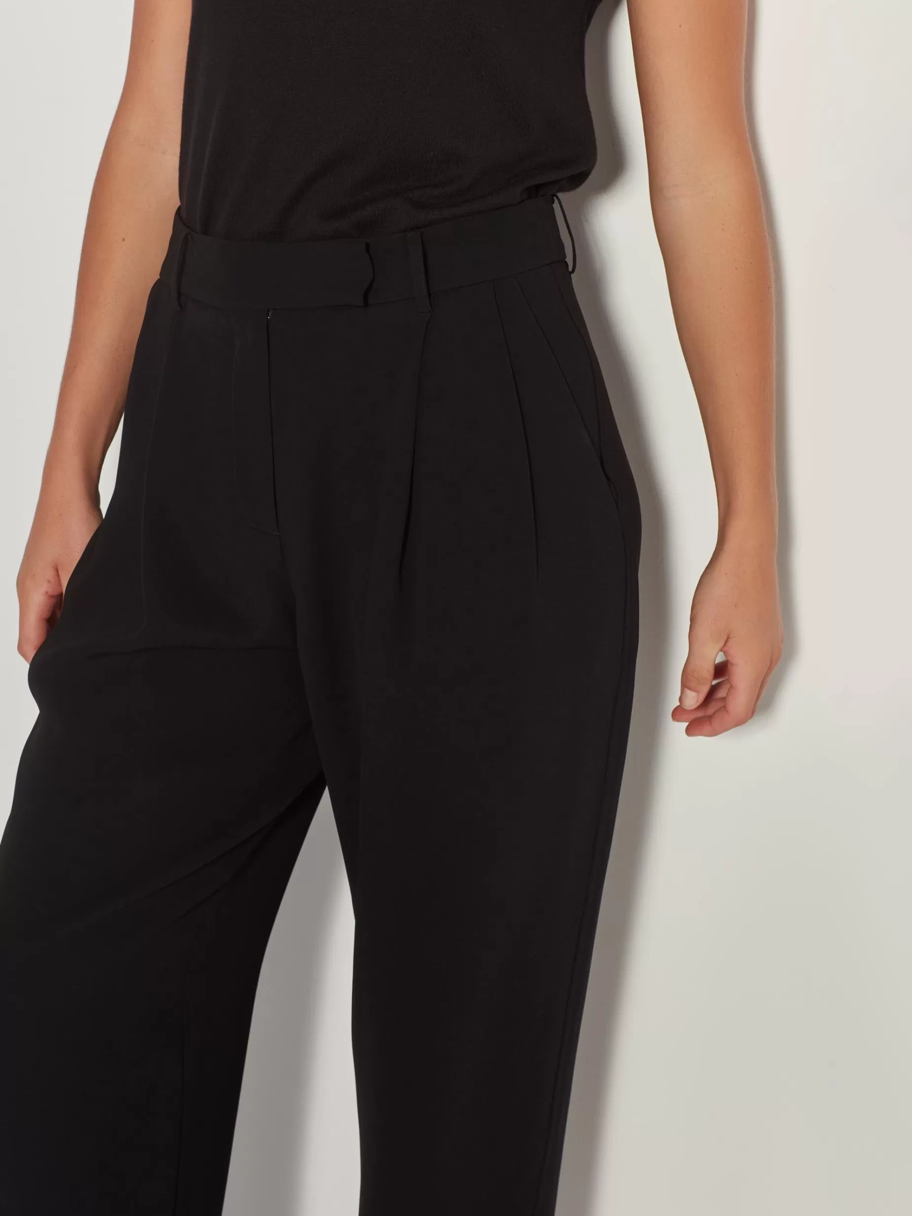 Women Juliette Hogan Boyfriend Pant Luxe Suiting