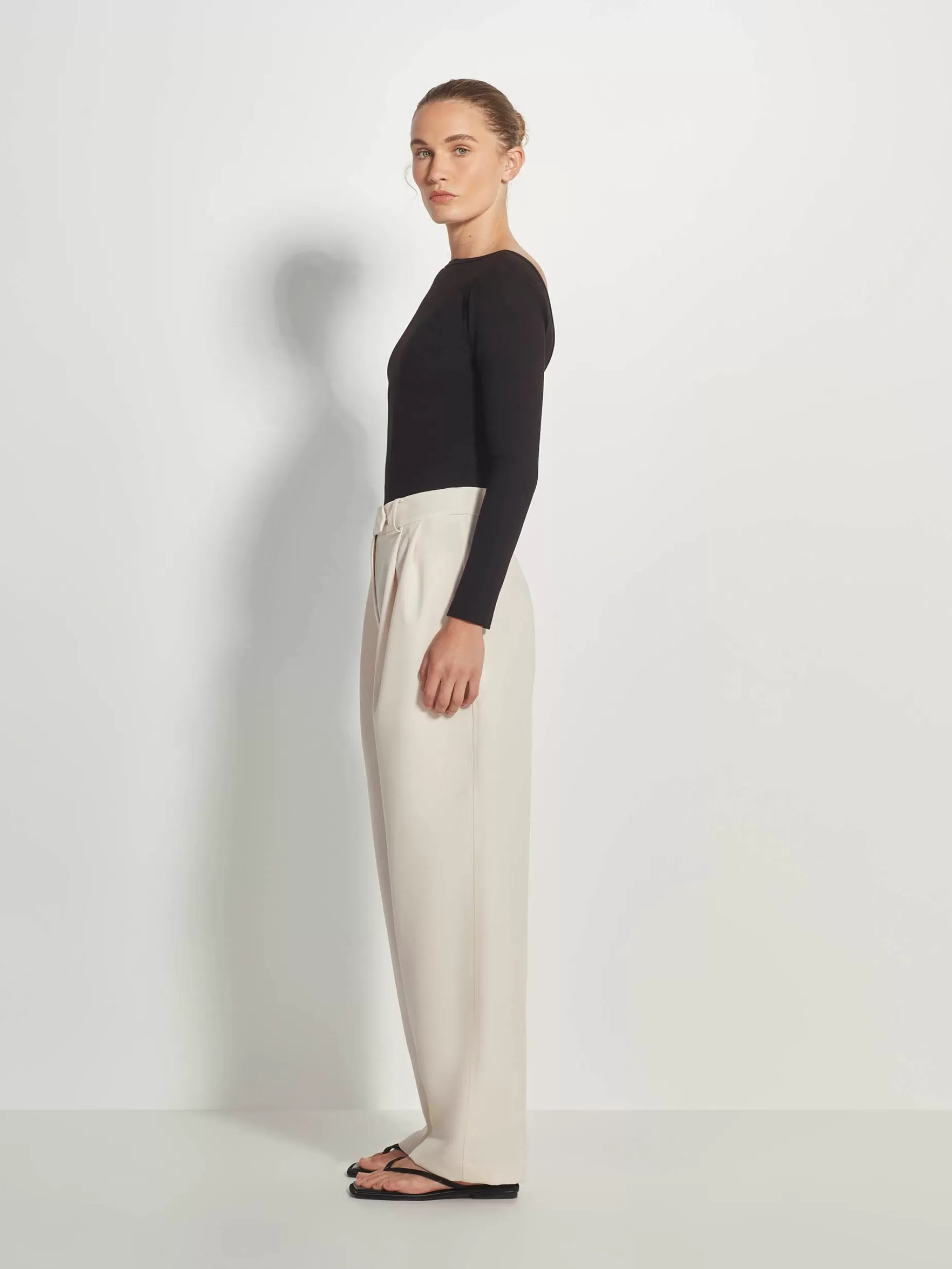 Women Juliette Hogan Boyfriend Pant Refined Crepe