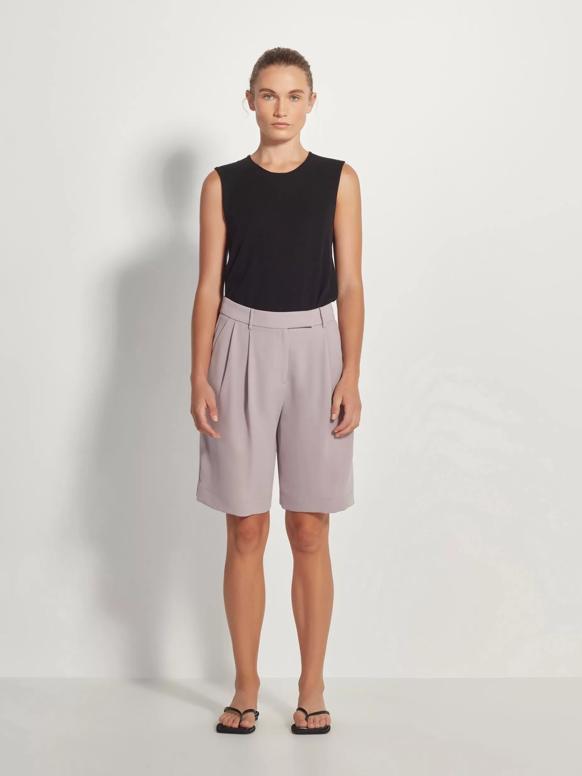 Women Juliette Hogan Boyfriend Short Luxe Suiting